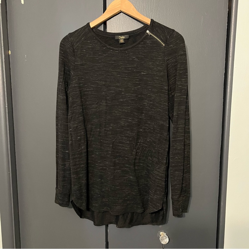 Delia sweater size m longer in length Black textured fabric